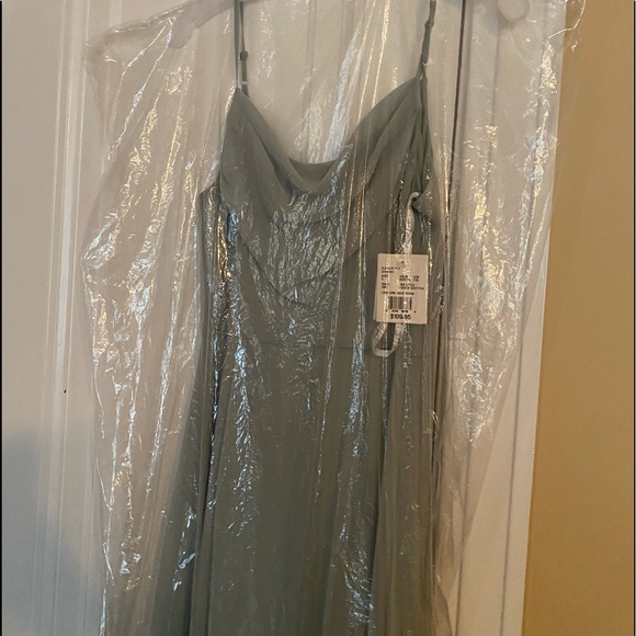 Sage Green David’s Bridal Bridesmaid Dress. - Picture 3 of 4